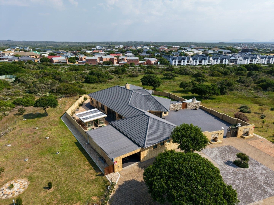 3 Bedroom Property for Sale in Stilbaai Wes Western Cape